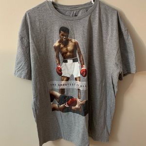 SUPER COOL ALI SHIRT! 🤗2XL❤️